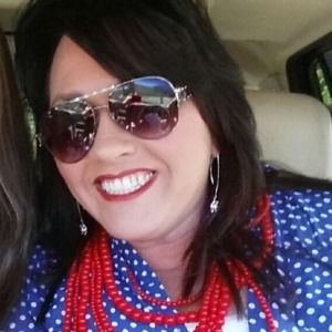 Meet your Posher, Angela